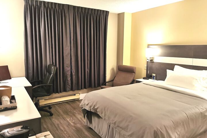 Room 31 of 40