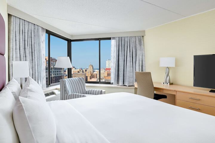 DoubleTree by Hilton Philadelphia Center City