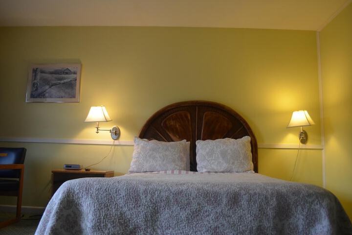Room 17 of 23