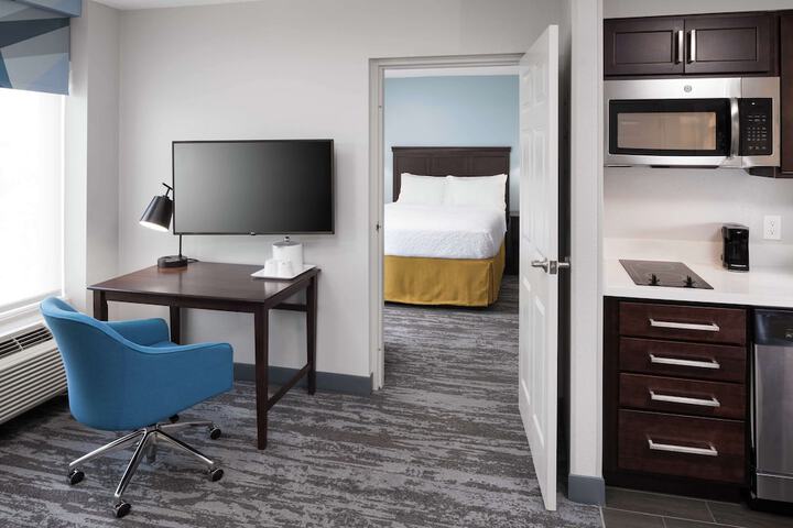 Room 14 of 42