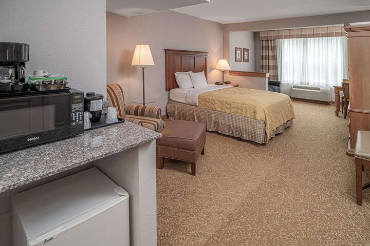 Room 16 of 42