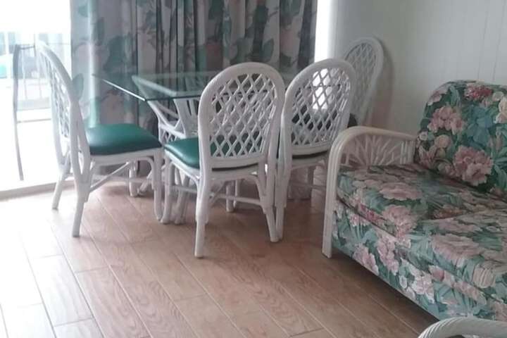 Room 25 of 48