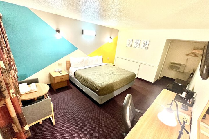 Western Motel