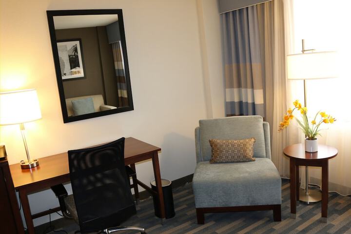 Room 15 of 42