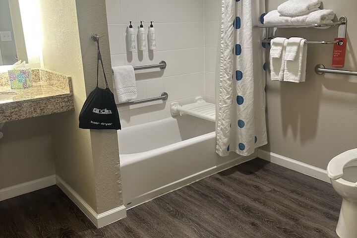 Room 14 of 31