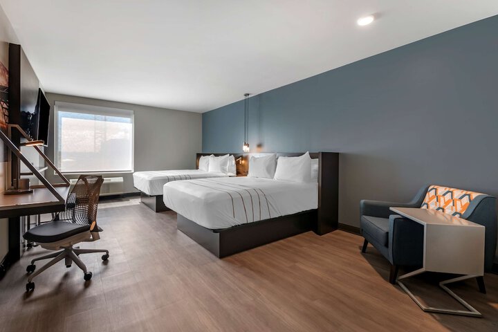 Room 11 of 31