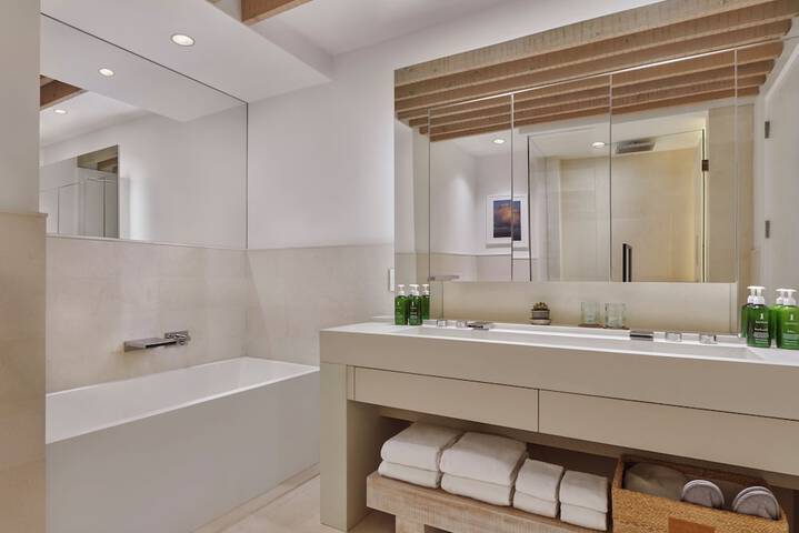 1 Hotel South Beach