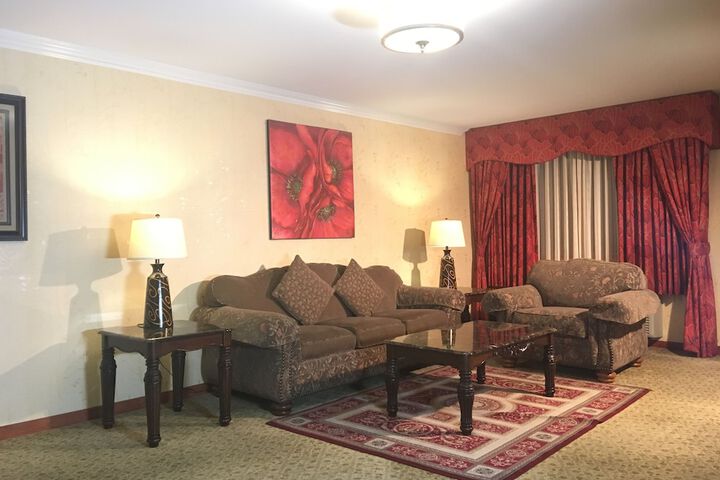 Room 35 of 46