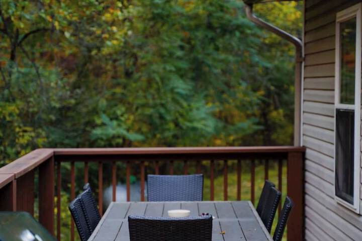 The 312 House a Boho Retreat Hocking Hills