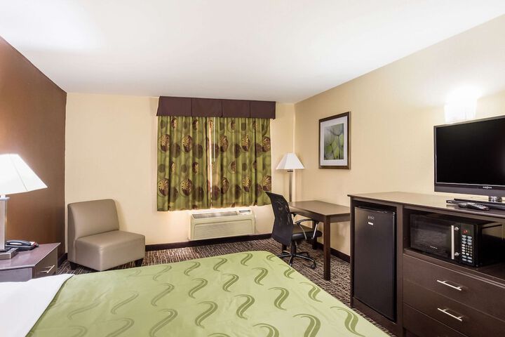 Room 29 of 35