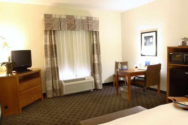Room 18 of 35