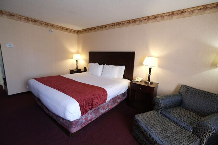 Room 25 of 113