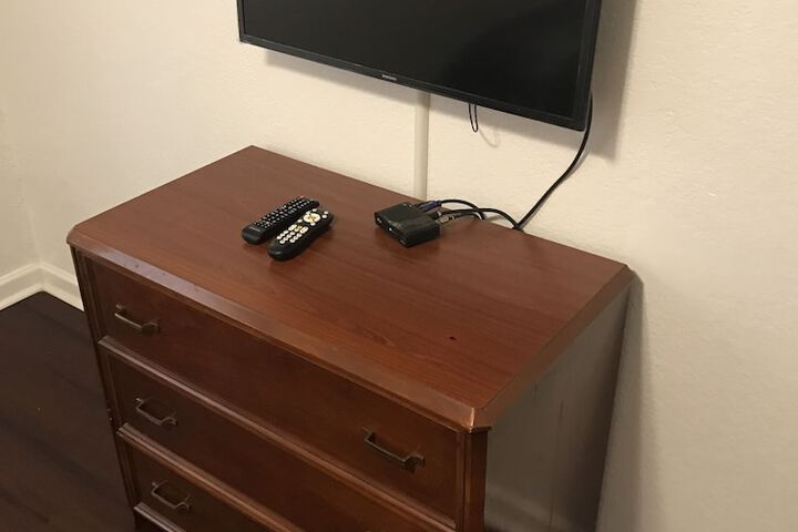 Room 37 of 70