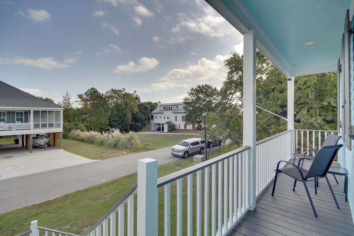 Sunny Waveland Home Rental w / Pool: Walk to Beach!