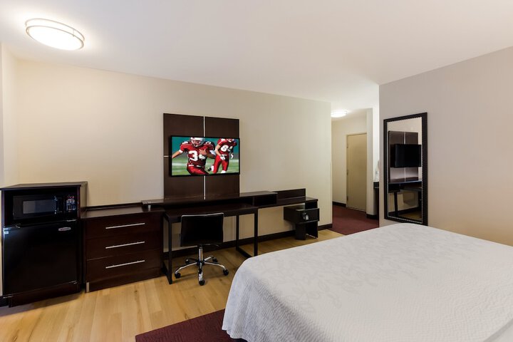 Red Roof Inn PLUS+ Columbus Downtown-Convention Center