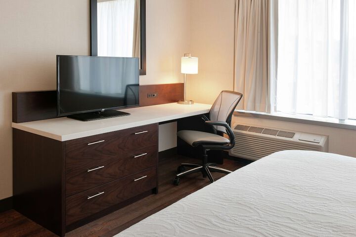 Hilton Garden Inn Pittsburgh Downtown