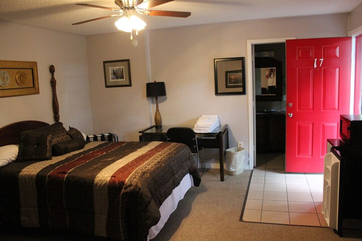 Room 148 of 219
