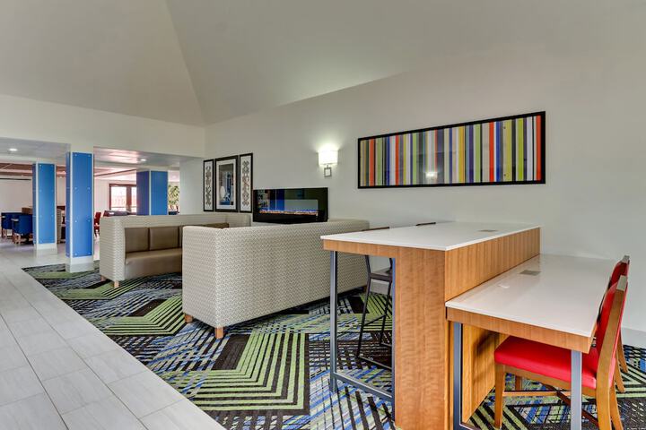 Hotel 5 of 61