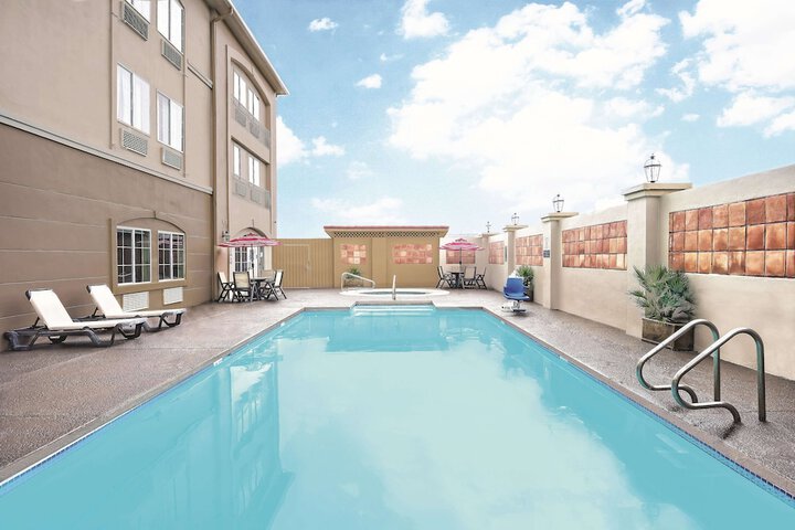 Pool 6 of 46