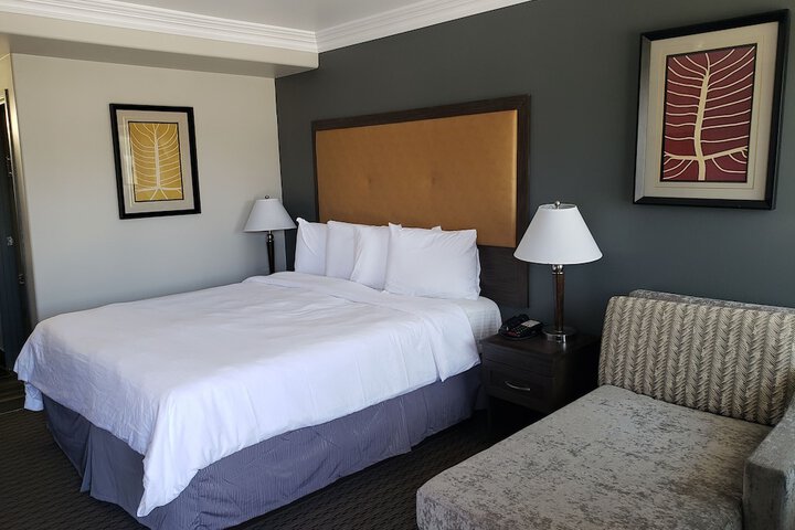 Room 18 of 21
