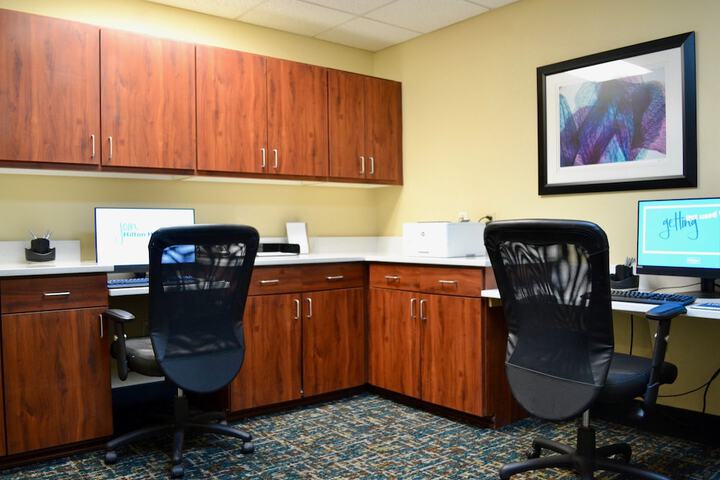 Business Center 36 of 37