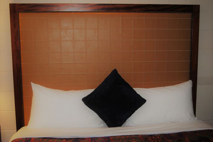 Derrick Motel