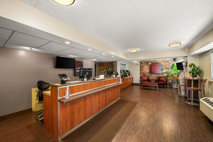 Hotel Interior 12 of 33