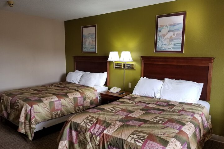 Briarwood Inn