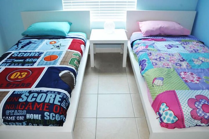 Room 13 of 24