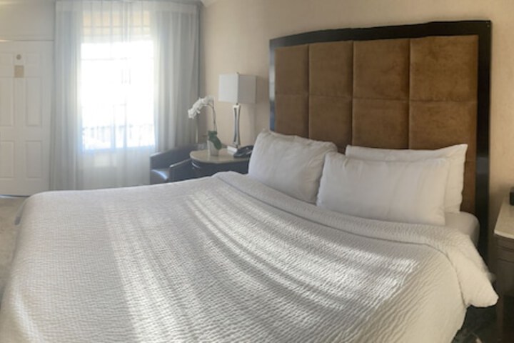 14 West Hotel