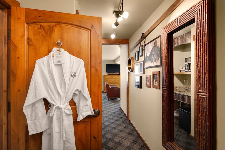 Room 50 of 86
