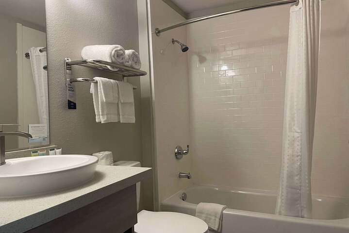 Room 45 of 67