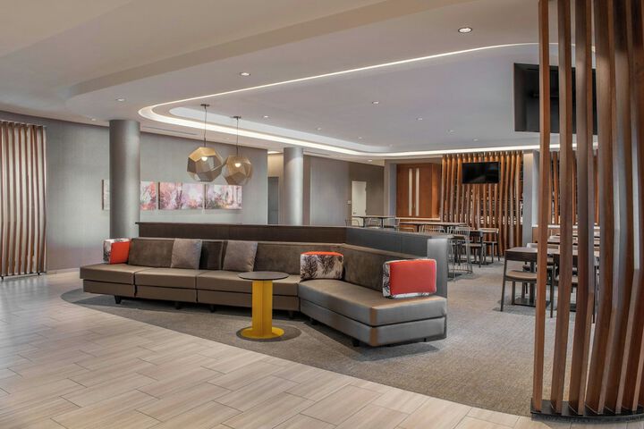 Hotel Interior 8 of 27