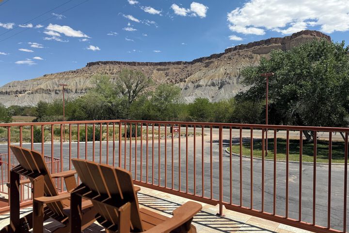 Cathedral Valley Inn