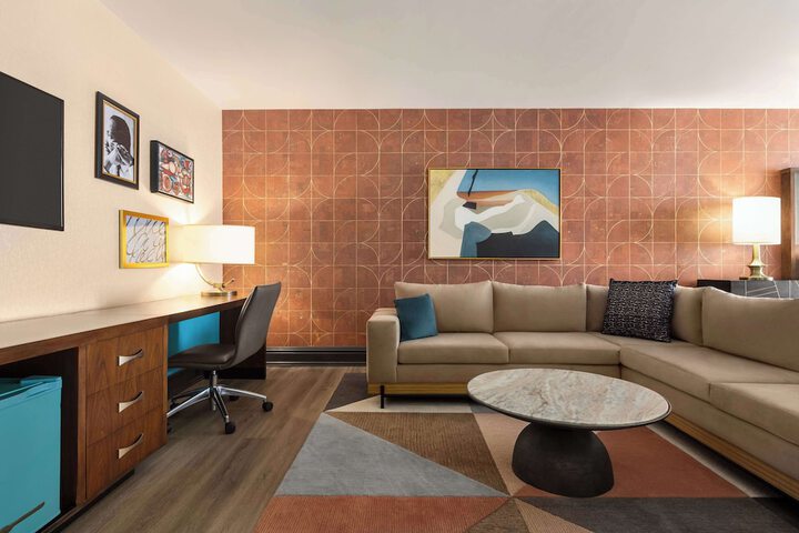 The American Hotel Atlanta Downtown Tapestry Collection by Hilton