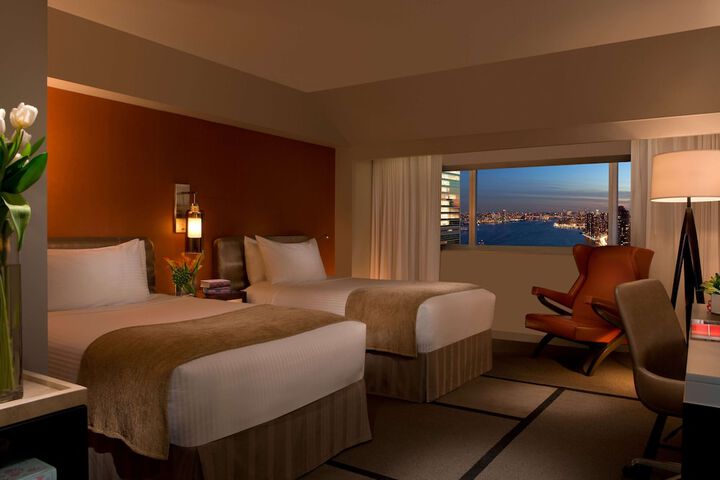Room 25 of 113