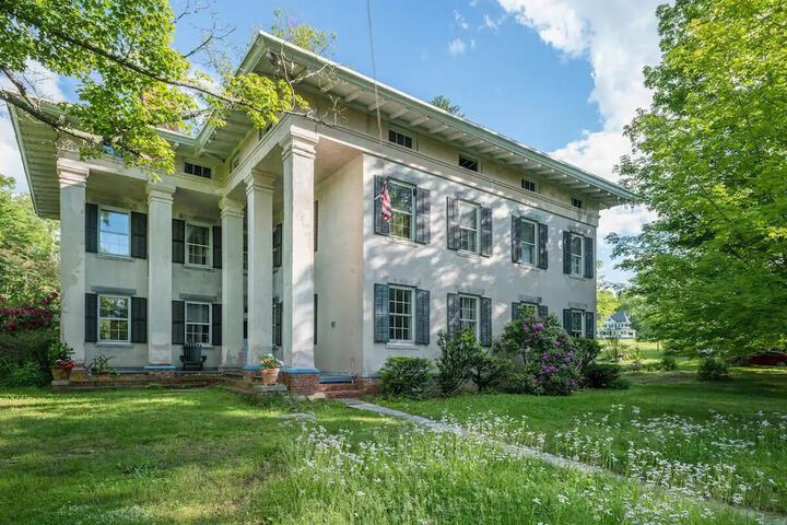 Higganum House B & B