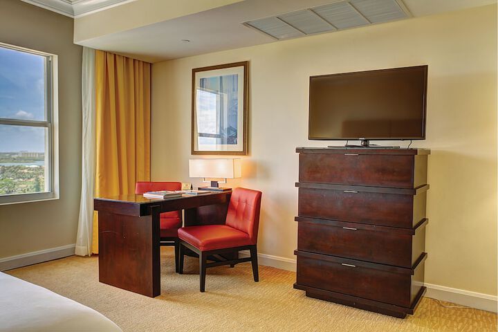 Sea View Hotel Bal Harbour, on the Ocean