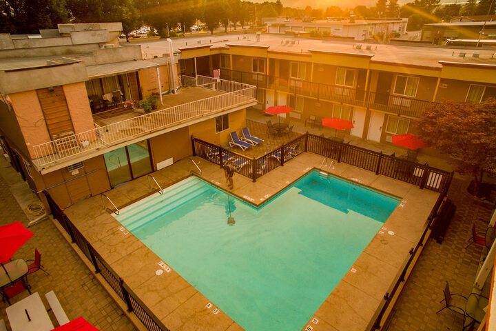 Pool 7 of 69