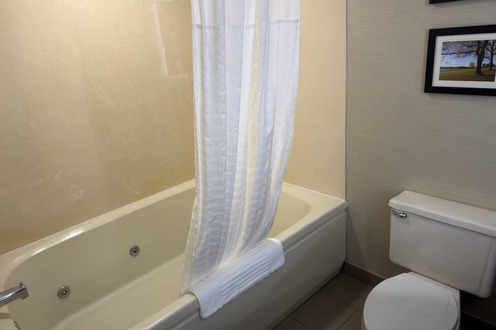 Wingate by Wyndham Utica