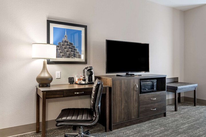 Room 29 of 36