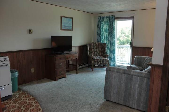 Room 10 of 51