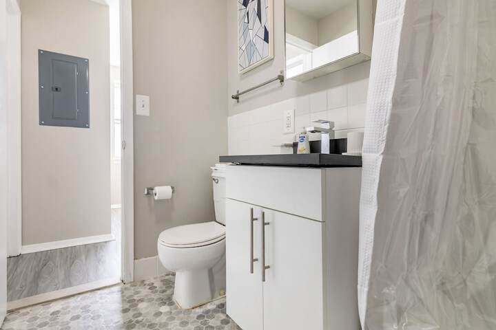 Landing Furnished Apartment Near Yale University