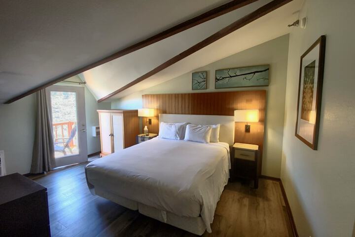 Room 54 of 91
