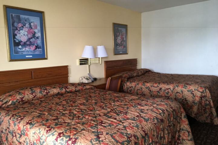Room 12 of 17