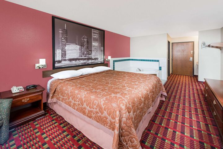 Room 15 of 22