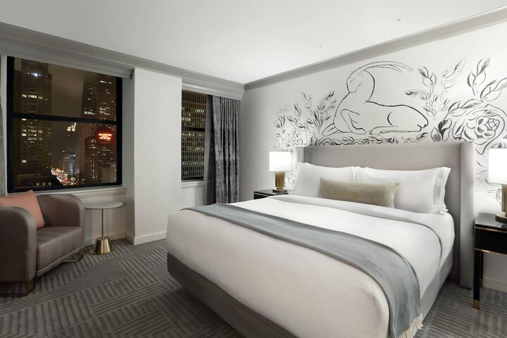 Room 50 of 79