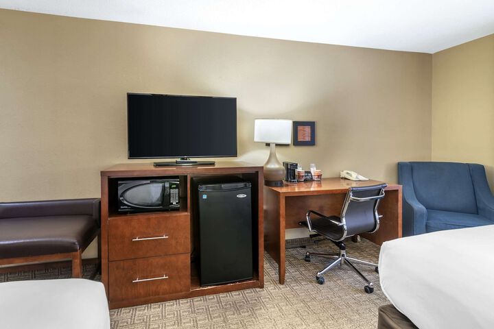 Room 26 of 42