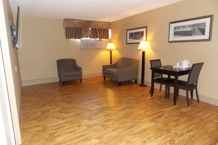 Stonebridge Hotel