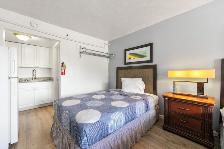 Room 36 of 42